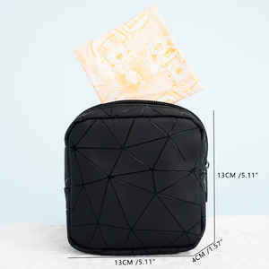 Bolsa de Almacenamiento para Toallas Sanitarias con Diseño Geométrico, Impermeable, Mini Organizador de Toallas para Mujeres y Niñas, Ideal para Viajes, Gran Venta 2026 - Product Image 2