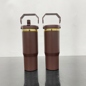 Tumbler Isolato Sottovuoto in Acciaio Inox a Doppia Parete con Manico e Cannuccia Ribaltabile, Placcato Oro a Specchio, 30oz, Magazzino USA - Product Image 2