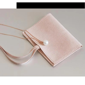 Bolsa de Microfibra de Ante con Cordón y Logotipo Personalizado en Color Rosa - Product Image 1