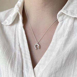 Collar Sunflower Unnie's de Plata de Ley S925 con Cierre en C, Diseño Minimalista, Cadena para Clavícula, Uso Diario - Product Image 2