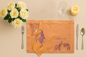 Mantel Individual de Lino con Diseño de Desfile de Elefantes – Mantel Individual de Lino 100% Natural, Ecológico y Reutilizable para el Hogar - Product Image 2