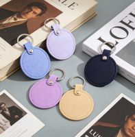 Nouveau porte-clés mignon en cuir PU 2026, pendentif de sac personnalisé avec logo en relief, résistant à l'eau, accessoire de mode