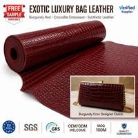 Cuir synthétique PU tricoté gaufré crocodile rouge bordeaux de luxe, imperméable, 1,2 mm, pour la fabrication de sacs, matière première d'usine du Bangladesh, conforme aux normes UE POPs