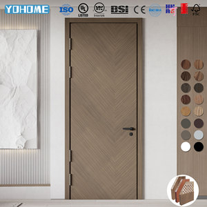 Porte Interne per Villa di Lusso Moderne Europee, con Impiallacciatura in Rovere Certificata FSC, Porte Interne su Misura Insonorizzate e Tagliafuoco - Product Image 1