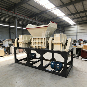 Grote gebruikte meubelverhakselaar, bamboe- en houtafvalversnipperaar, oude bank-/tafel-/stoelversnipperaar, automatische houthakselaar, capaciteit 8t/u - Product Image 1