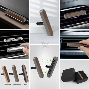 Diffuseur d'arômes de voiture de luxe personnalisé avec logo, parfum durable, désodorisant naturel en bois pour grille d'aération de voiture - Product Image 5