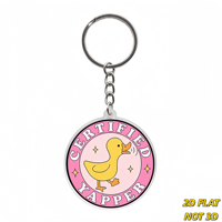 Portachiavi Certificato Yapper Duck, Paperella Gialla che Cacca su Cerchio Rosa, Divertente Accessorio per Amanti delle Chiacchiere, per Borse, Chiavi, Zaini