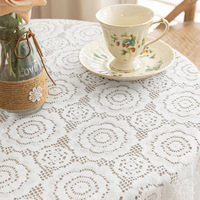 Grande nappe en dentelle blanche de 70 pouces Grande nappe ronde Nappe florale Couverture de table bohème rustique pour ferme