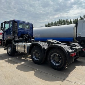 Camion tête motrice d'occasion bleu foncé, poids lourd 70 tonnes, HOWO NX 371 ch 6*4, pour le port d'Abidjan, <span class=keywords><strong>Côte</strong></span> d'Ivoire - Product Image 6