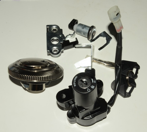 Motorrad-Vollschloss-Set Zündung+Kraftstoff+Sitze+Schlüssel, Für GaoKin GK500 GK1000 <span class=keywords><strong>Brixton</strong></span> Crossfire 500 Komplettes Premium-Bike-Schloss-Kit - Product Image 2