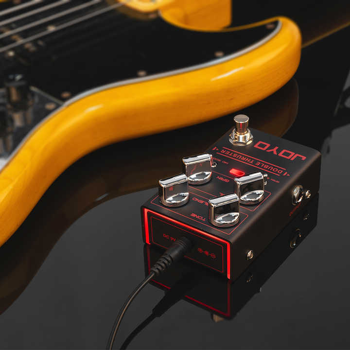 JOYO R-28 DOUBLE THRUSTERベースオーバードライブペダルは、ベース 