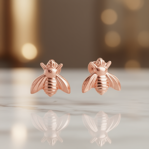 E3286 Pendientes de tuerca con forma de insecto en oro rosa, joyería fina unisex - Product Image 2