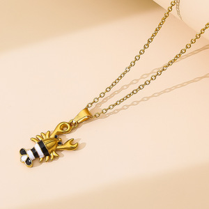 Colliers pendentifs mignons en émail (fruits, homard, champignon) plaqués or 18 carats en acier inoxydable, colliers délicats pour femmes, vente en gros - Product Image 4