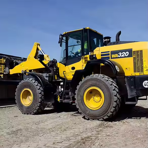 รถตักล้อยาง Komatsu WA320 มือสอง สภาพดีเยี่ยม ของแท้จากญี่ปุ่น น้ำหนักบรรทุก 20 ตัน กำลังเครื่องยนต์ 75 กิโลวัตต์ - Product Image 6