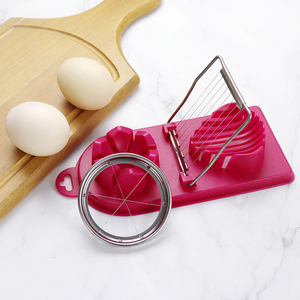 Accesorio de Cocina Portátil de Alta Calidad, Cortador de Huevos de Acero Inoxidable Moderno 2 en 1 con Base de Plástico para Huevos Cocidos y Uso Doméstico - Product Image 3