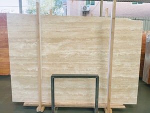 Prix de gros - Carreaux de <span class=keywords><strong>travertin</strong></span> beige Noma en <span class=keywords><strong>pierre</strong></span> <span class=keywords><strong>naturelle</strong></span>, personnalisés pour murs, sols, pavés et piscines - Product Image 1