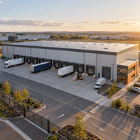 Entrepôt de distribution en structure métallique préfabriqué avec bureau et conception de quai de chargement à grande portée