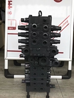 Vanne de commande principale hydraulique PC60-8 PC70-8 723-27-13100 pour remplacement d'excavatrice Komatsu