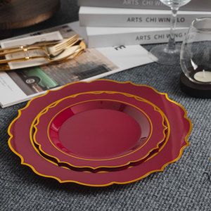 Platos <span class=keywords><strong>de</strong></span> plástico elegantes Xueli con diseño floral y borde estampado en oro, vajilla duradera inastillable para el hogar y la hostelería - Product Image 4