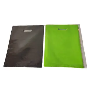 Paquete de bolsa de HDPE LDPE con mango troquelado de compras de plástico personalizado respetuoso con el medio ambiente para ropa, zapatos, Comestibles al por menor