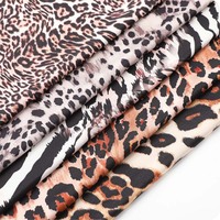 Kain Elastis Wingtex Custom Printing Warna Gradasi Berkualitas Tinggi 200GSM Nylon 82% Spandex 18% 4 Arah Stretch UPF 50+