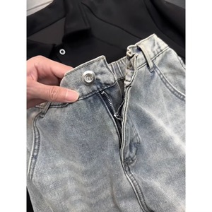 Pantalones Vaqueros Ligure Hem para Hombre, con Detalle de Borde Liguriano, Corte Recto, Estilo Italiano - Product Image 2