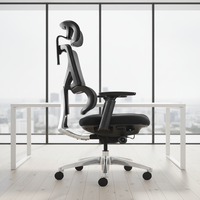 Chaise de réunion ergonomique en maille orange avec dossier haut réglable et soutien lombaire, design moderne pour PDG