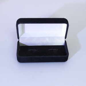 Boîte à bijoux personnalisée avec logo <span class=keywords><strong>pour</strong></span> cadeau de mariage, boîte en <span class=keywords><strong>bois</strong></span> <span class=keywords><strong>pour</strong></span> boutons de manchette, pince à cravate, bague, souvenir <span class=keywords><strong>pour</strong></span> invités, <span class=keywords><strong>petit</strong></span> conteneur d'emballage <span class=keywords><strong>pour</strong></span> bijoux - Product Image 4