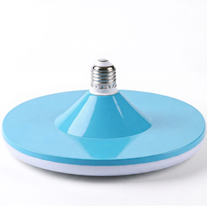 Lampe de camping LED UFO 30W avec crochet, indice de protection IP65, charge USB, intensité réglable, lumière du jour 6000K, certifiée CE - Product Image 1