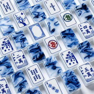 Juego de fichas de mahjong americano con diseño de porcelana azul, listo para enviar, juego familiar para el hogar. - Product Image 1