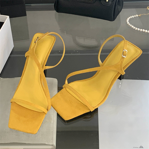 Sandalias Plateadas con Punta Abierta para Mujer, Verano 2025, Nuevas Sandalias Amarillas con Tacón de Aguja y Características de Moda Transpirables - Product Image 3