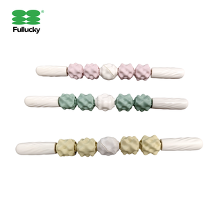 Fullucky Vendita Calda Bastone Multifunzionale per Massaggio Sportivo e Recupero, Spazzola Rilassante a Rullo per Schiena, Corpo, Gambe, Addome, Braccia, Piedi e Muscoli - Product Image 4