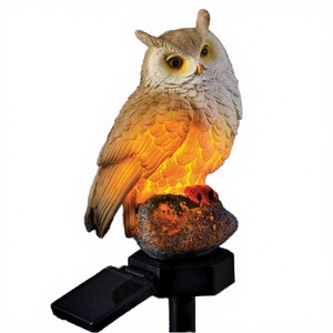 Lampe solaire LED à intensité variable en résine, étanche IP65, en forme de hibou, pour jardin et aménagement paysager - Product Image 2