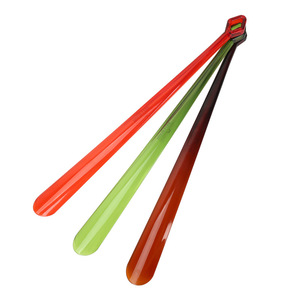 Chausse-pied Yunstq 47 cm en plastique, aide à l'enfilage des chaussures, pour la maison et l'hôtel - Product Image 5