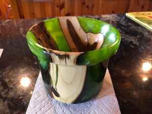 Tazón de Madera Artesanal con Resina, Tazón de Madera Natural Bellamente Elaborado con Detalles de Resina para Interiores Elegantes - Product Image 3