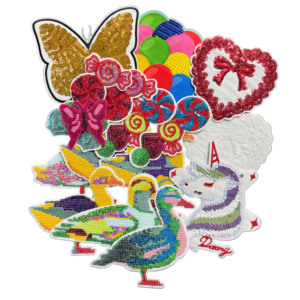 सुंदर लोगो के साथ कारखाने मूल्य कस्टम के साथ कारखाने मूल्य कस्टम कपड़े कपड़े पर टी-शर्ट - Product Image 1