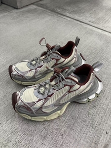 Chaussures de sport antidérapantes et respirantes de marque haut de gamme, chaussures de course à lacets luxueuses et élégantes, chaussures de marche d'été pour l'extérieur - Product Image 2