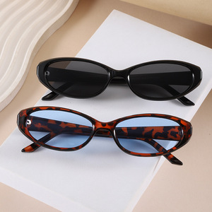 Retro Oval <b>Sunglasses</b> Black Frame PC Material UV400 Women's Fashion Sunshades Type 3 Transmittance - Product Image 2