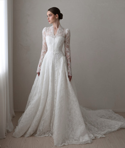 Abito da Sposa ML662 di Mily Bridal, Design Modesto Completamente Coperto con Maniche Lunghe, Abito Nuziale in Pizzo Francese per Donne - Product Image 3