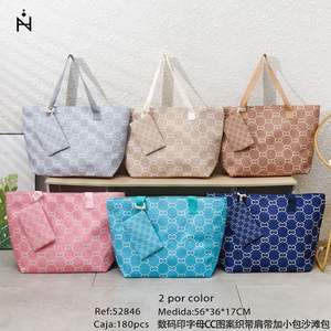 Sac fourre-tout imprimé numériquement avec motif lettre CC, 56x36x17cm, avec petite pochette, sac de plage - Product Image 3