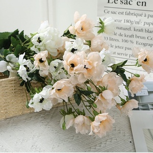 Venta al por Mayor <span class=keywords><strong>de</strong></span> <span class=keywords><strong>Flores</strong></span> <span class=keywords><strong>de</strong></span> Anémona Artificiales Europeas <span class=keywords><strong>de</strong></span> Alta Gama, 5 Cabezas, Decoración para Mesa <span class=keywords><strong>de</strong></span> Boda, Centro <span class=keywords><strong>de</strong></span> Mesa para el Hogar, Decoración para Fiestas y Salas <span class=keywords><strong>de</strong></span> Exhibición - Product Image 2