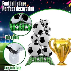Ballons en aluminium brillants Football et Trophée, lot de 3, géants, sur pied, <span class=keywords><strong>pour</strong></span> décoration de fête, thème sportif, <span class=keywords><strong>anniversaire</strong></span> <span class=keywords><strong>pour</strong></span> garçons et hommes - Product Image 3