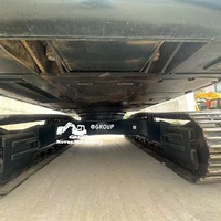 Excavatrice sur chenilles Hyundai Robex 330LC - 9S de 33 tonnes d'occasion, robuste, avec godet pour travaux en carrière