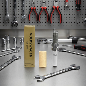 全新正品铂金汽油火花塞，适用于奥迪 S4/S5/A6L/A7/A8L/Q7/Q8，适用于第二代和第三代 EA888 发动机 - Product Image 5