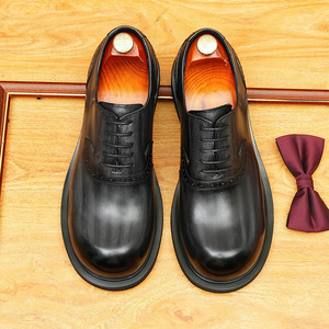 Nuevos Zapatos Formales de Diseño para Hombre - Zapatos de Punta Cuadrada de Alta Gama con Función de Aumento de Altura para Fiestas y Bodas - Product Image 2