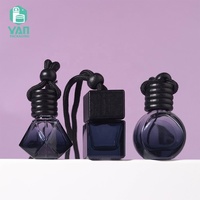 YAN emballage 8ml 10ml parfum de voiture suspendu diffuseur bouteille en verre Transparent noir finition givrée couvercle en bois corde bouchon à vis gratuit