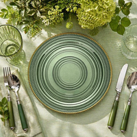 Assiettes de présentation de luxe en verre martelé doré de 13 pouces avec finition pailletée métallique pour la décoration de table de mariage et d'événements