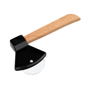Cortador de pizza en forma de hacha, diseño antideslizante de una sola rueda de acero inoxidable para hornear en la cocina, 21,5x10,2x2 cm - Product Image 5