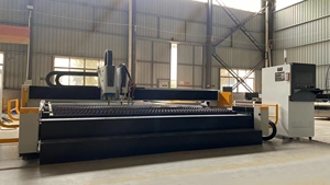 Cortadora de fibra láser CNC industrial de fábrica 1500 vatios con sistema de aire acondicionado 1KW 1.5KW 2KW Metal Laser Hiwin Rail - Product Image 3