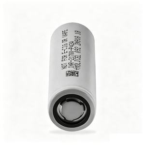 Batterie cylindrique authentique Molicel 4200mAh 3.7V NMC 21700 pour modèles de vapotage avec plus de 500 cycles fiables - Product Image 1